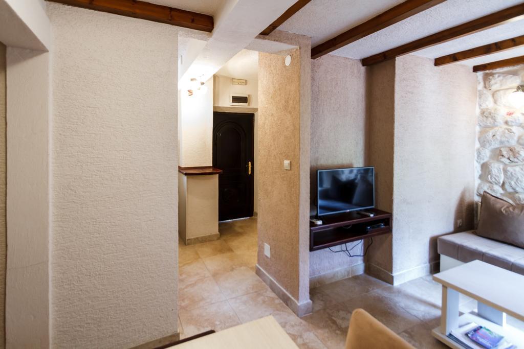 Hill Apartments Kotor Buitenkant foto
