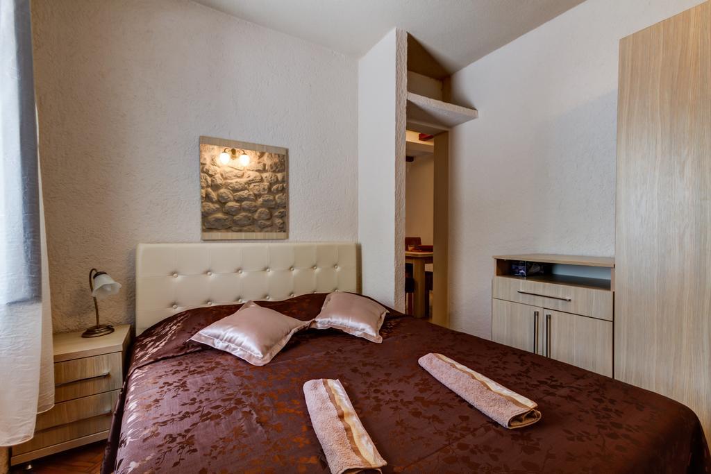 Hill Apartments Kotor Buitenkant foto