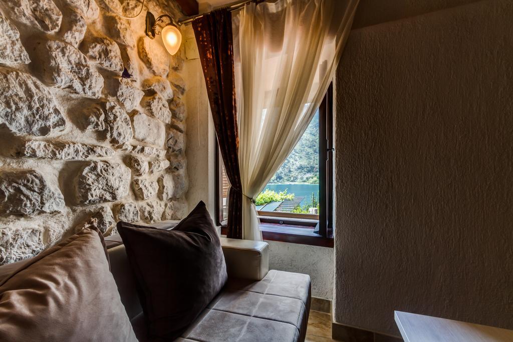 Hill Apartments Kotor Buitenkant foto