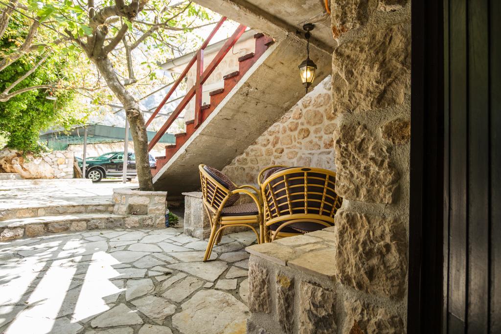 Hill Apartments Kotor Buitenkant foto
