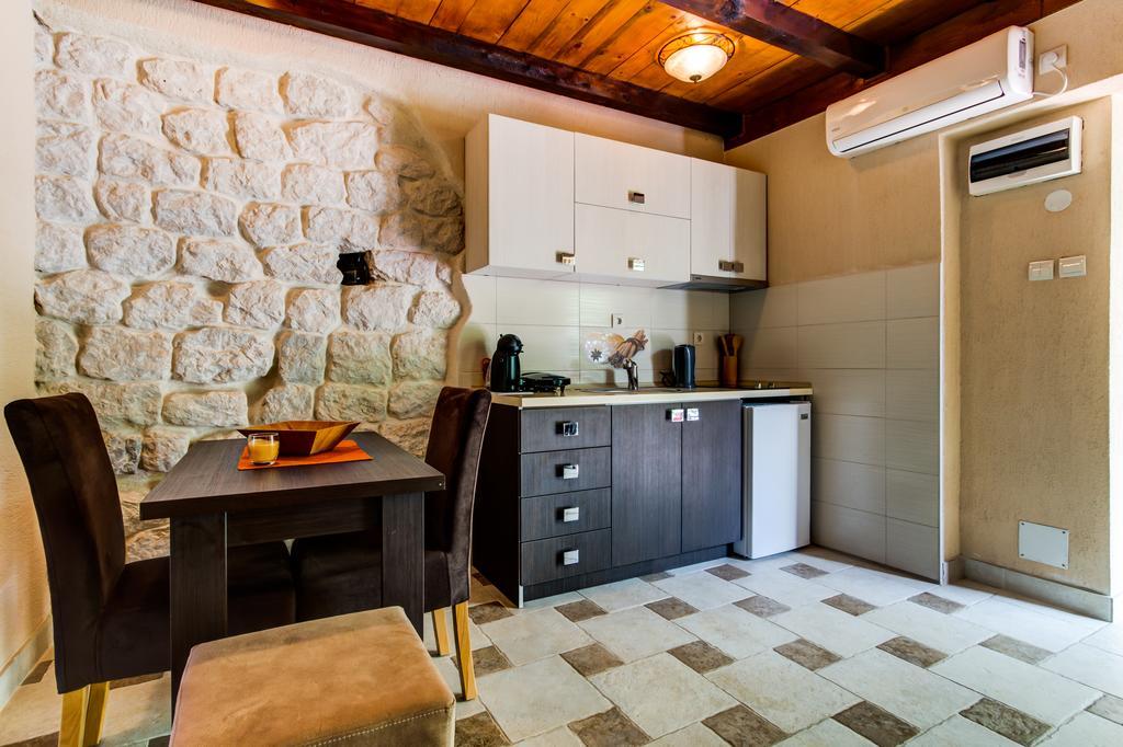 Hill Apartments Kotor Buitenkant foto
