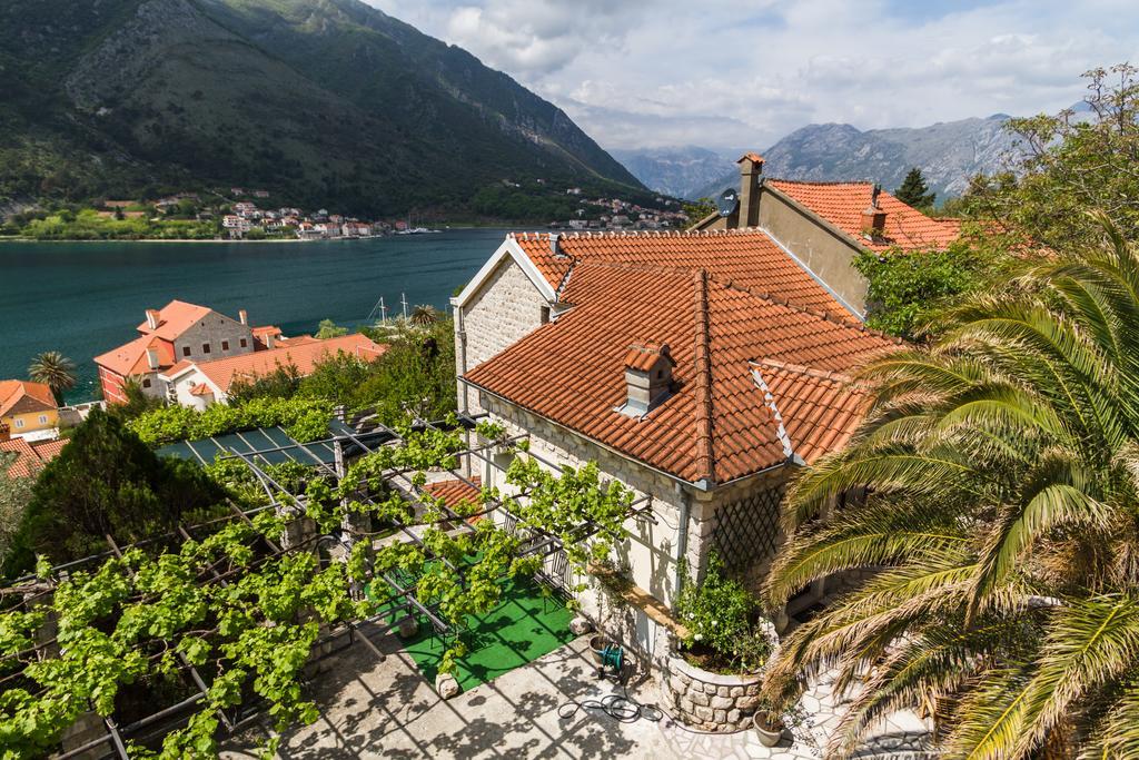 Hill Apartments Kotor Buitenkant foto